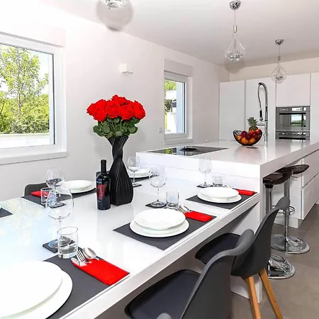 Lovely In With Sauna Vakantiehuis *